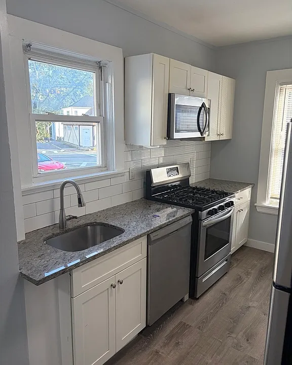 126 Main St #2