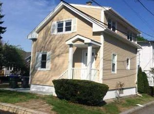 64 Tappan St, Providence, RI 02908
