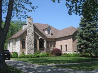 318 S Maple St, Itasca, IL 60143