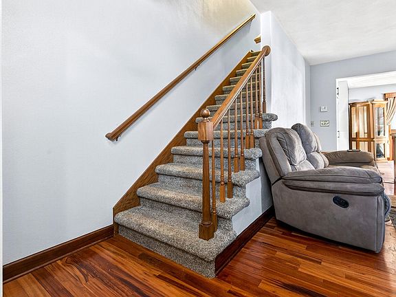 4th image of 801 S Olson Ave Unit A