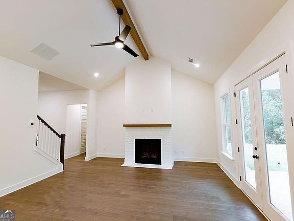 7th image of this home