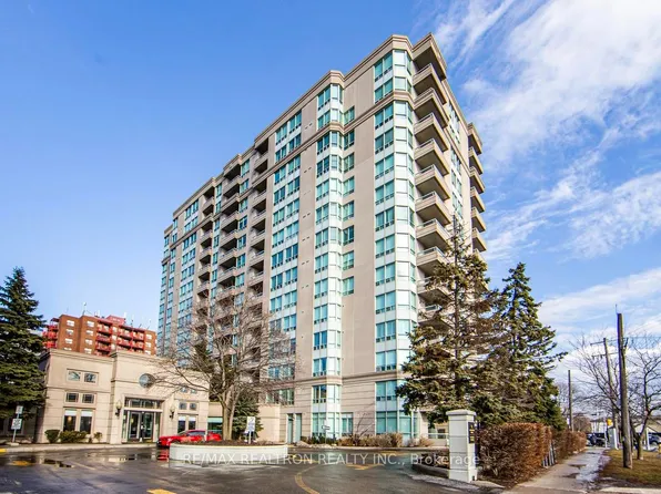 2 Covington Rd #708, Toronto, ON M6A 3E2