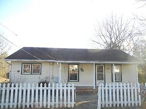 1st image of 410 Climax St