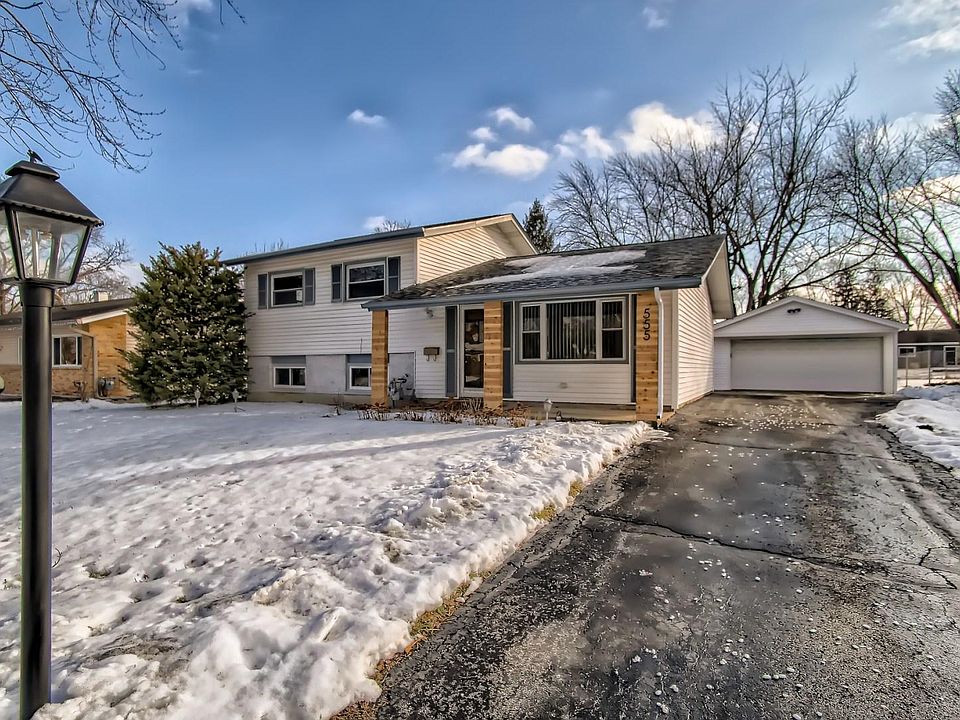 1st image of 555 W Berkley Ln