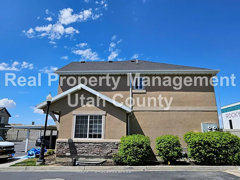 491 N 1235 W — Photo 2