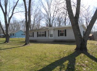 1813 Pymatuning Dr, Jamestown, PA 16134