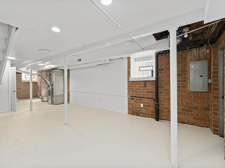 3401 Butler St #1 — Photo 21