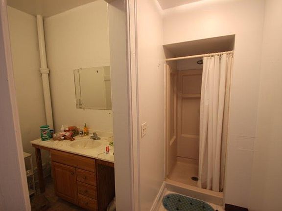 5th image of 167 Main St APT 1