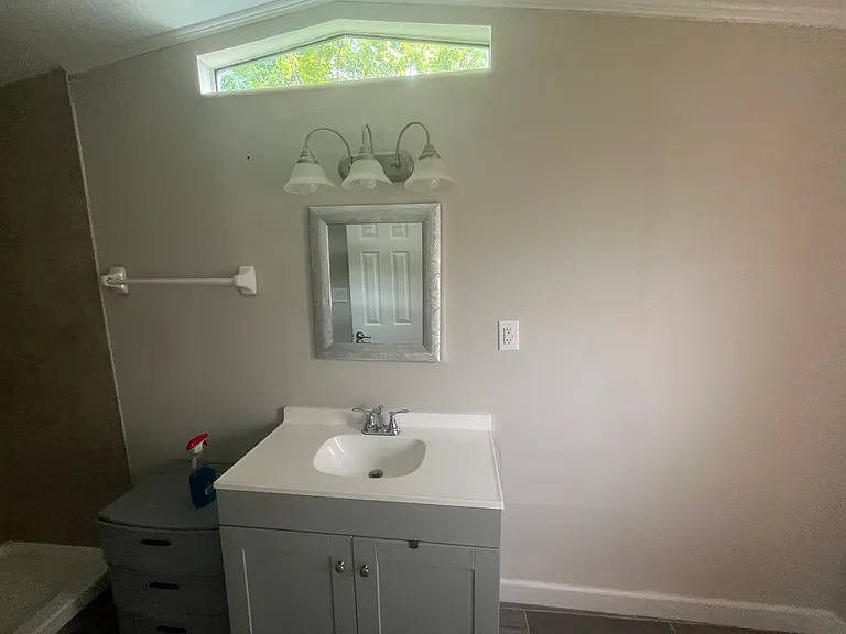 16160 Sarasota St — Photo 11