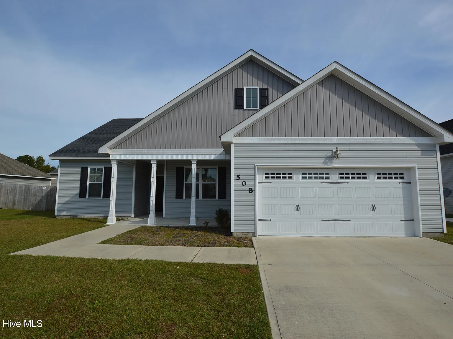 3 bed, 2.0 bath, $1,650 — Photo 1