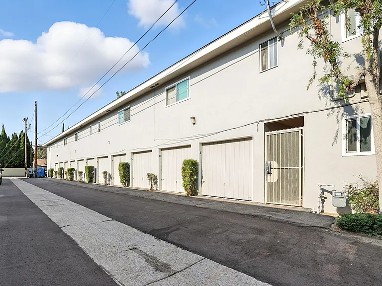 Mistyvale Apartments — Photo 10