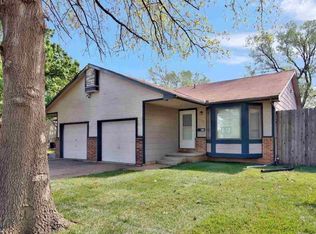 1120 S Capri Ln, Wichita, KS 67207