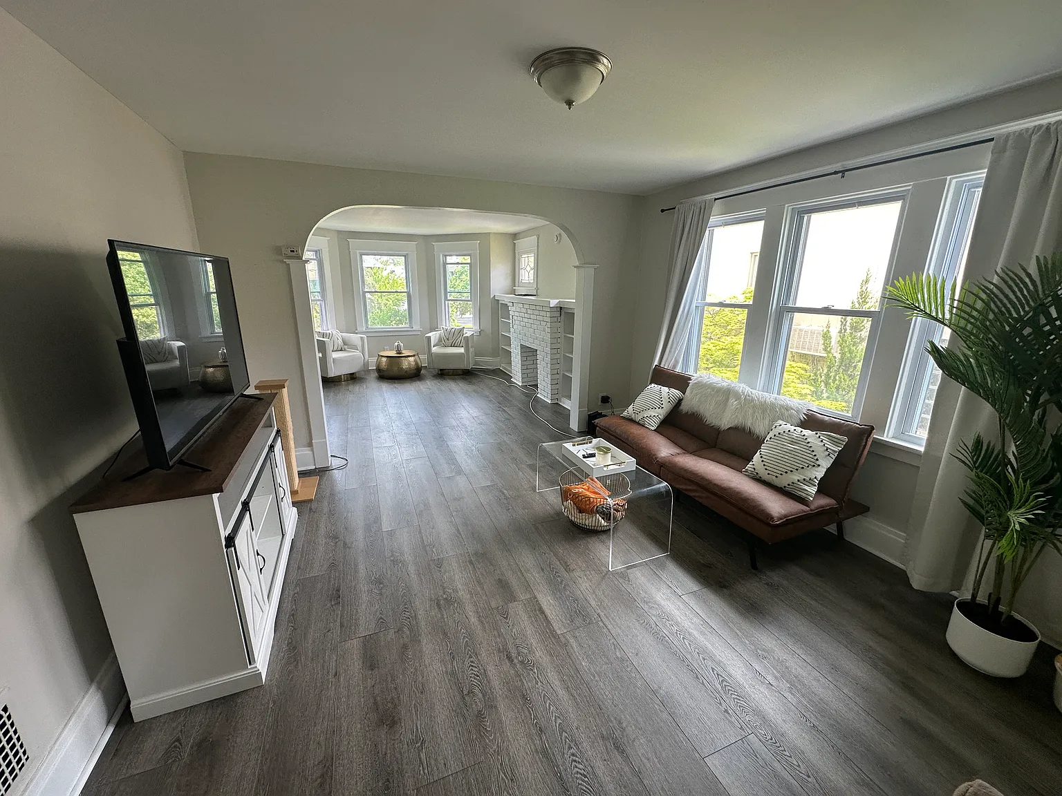 2 bed, 1250 sqft, $1,475 — Photo 3