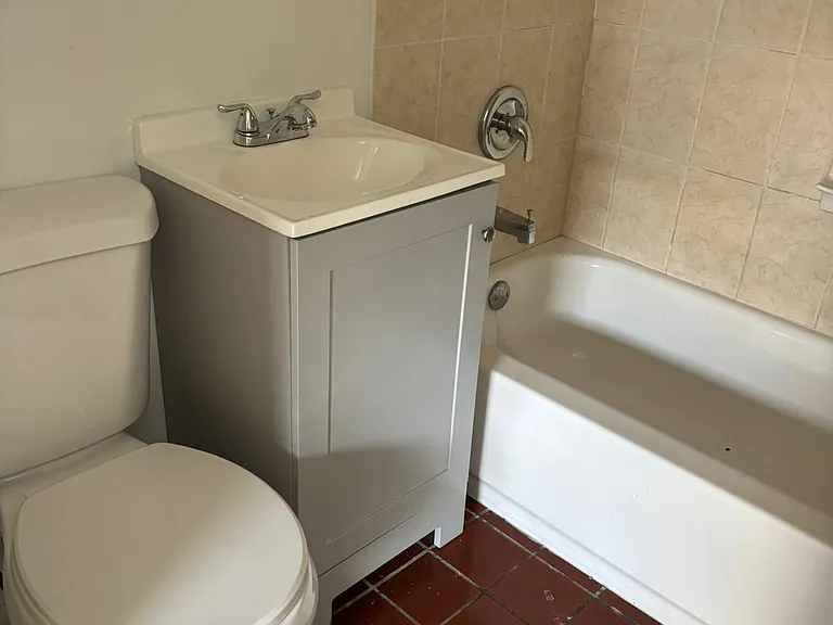 1660 Rosetine St #1 — Photo 14