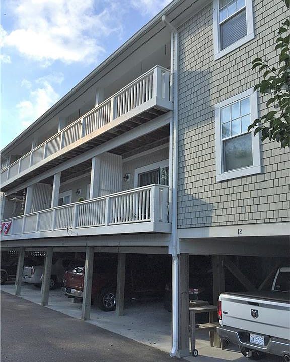 1st image of 610 W Brown St APT C