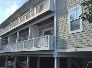 610 W Brown St APT C, Southport, NC 28461
