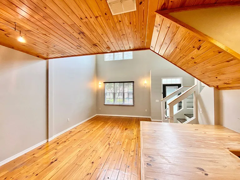 123 E Muriel St — Photo 11