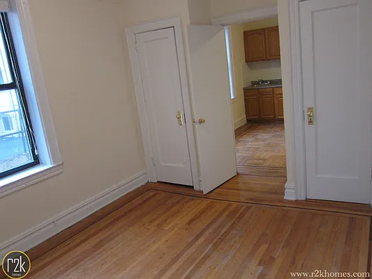 Rented by Realty 2000 Corp | media 14