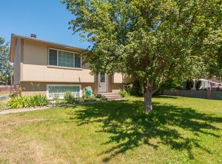 26803 E Queen Rd, Newman Lake, WA 99025