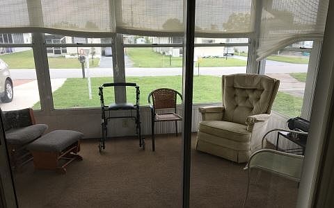 5th image of 3313 New York Ave