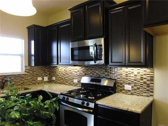 4th image of 12605 W Charlies Ln