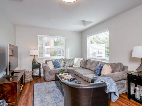 1068 1st Ave N, Nashville, TN 37201