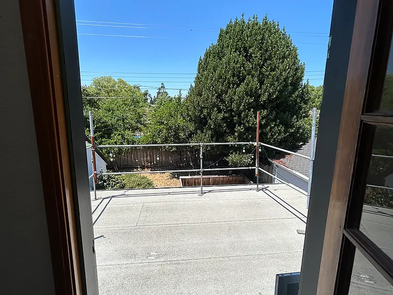 909 S Pleasant Ave — Photo 13