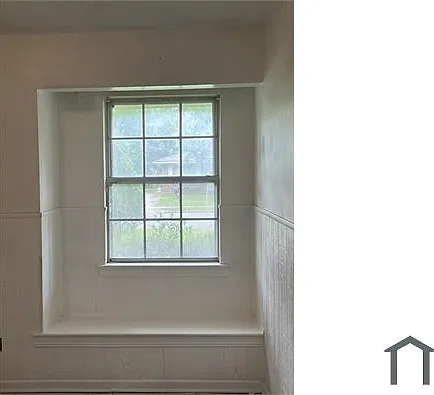 1538 Midway St — Photo 5