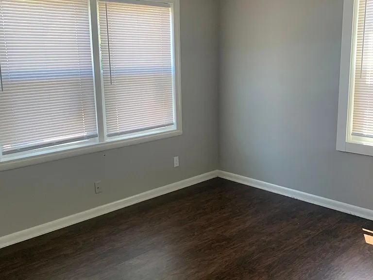 406 N Cedar St — Photo 9