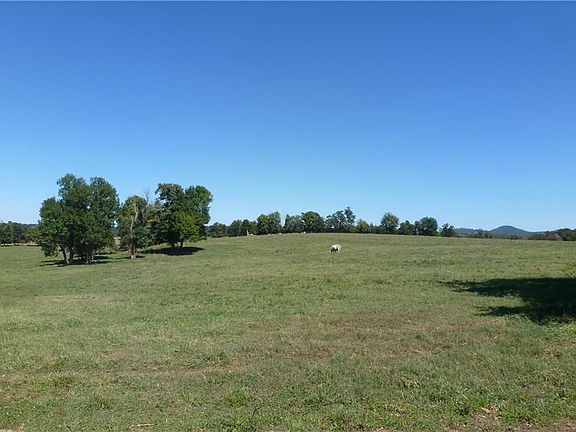 3rd image of 405 County Road 503