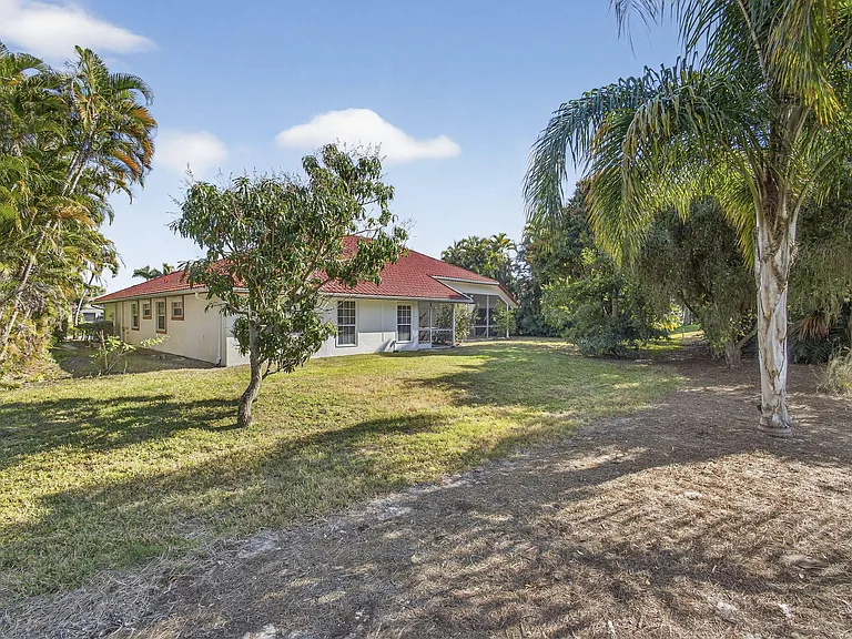 1940 S Club Dr — Photo 60