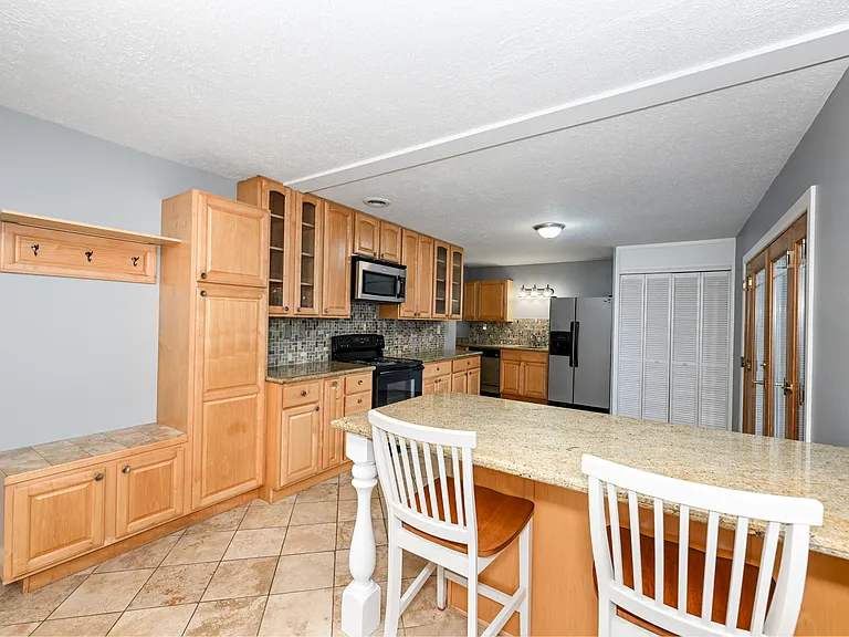 287 Edgewood Dr — Photo 7