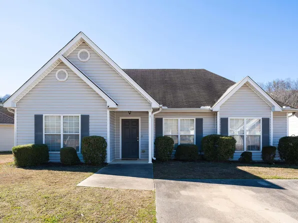 209 Ironwood Cir, Alabaster, AL 35007