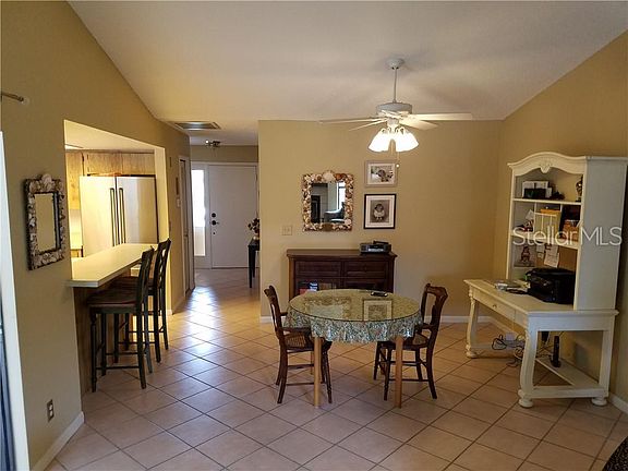 5th image of 1020 Wexford Leas Blvd