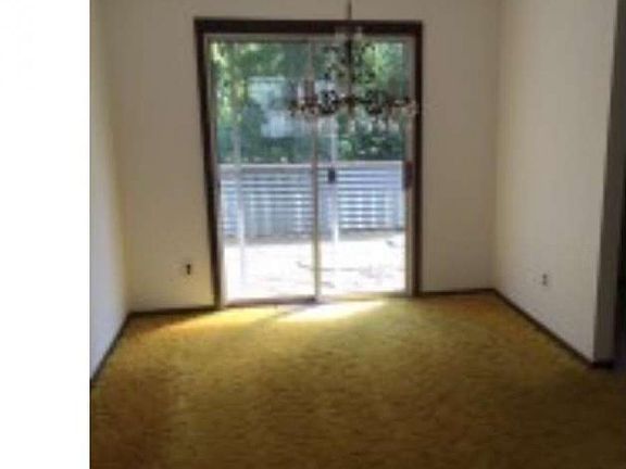 4th image of 503 Pemberton Blvd
