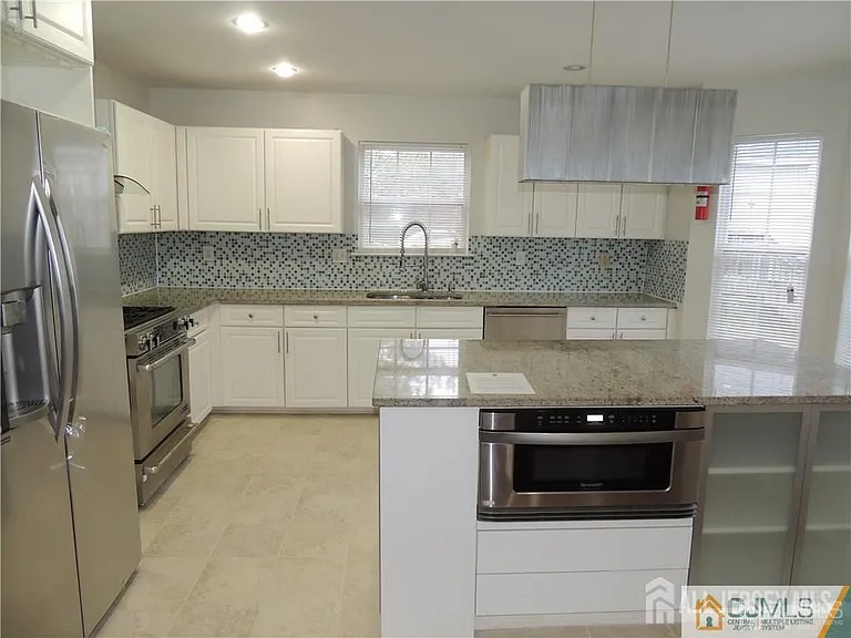 107 Amy Dr — Photo 7