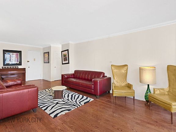 4th image of 300 E 71st St APT 11L