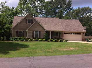 1813 Pine Cir, Bryant, AR 72022