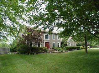 1030 W Glenlord Rd, Saint Joseph, MI 49085