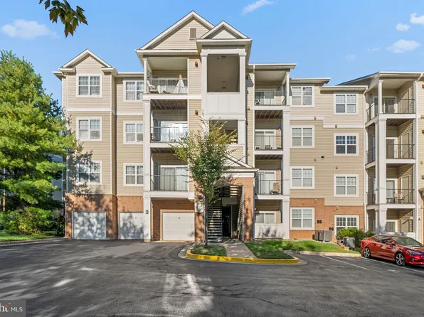 19621 Galway Bay Cir APT 302, Germantown, MD 20874