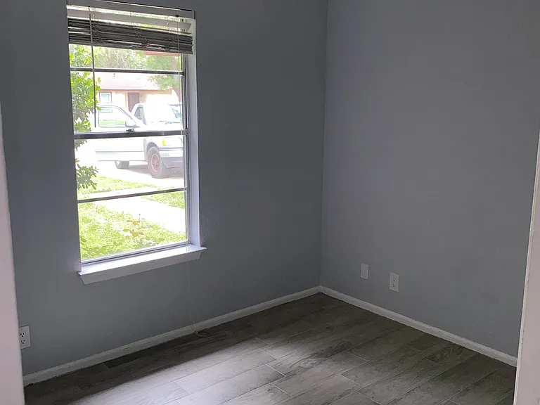 9455 Valley Dale St — Photo 25