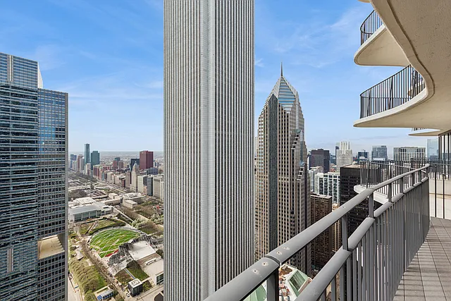 225 N Columbus St #6009 — Photo 14