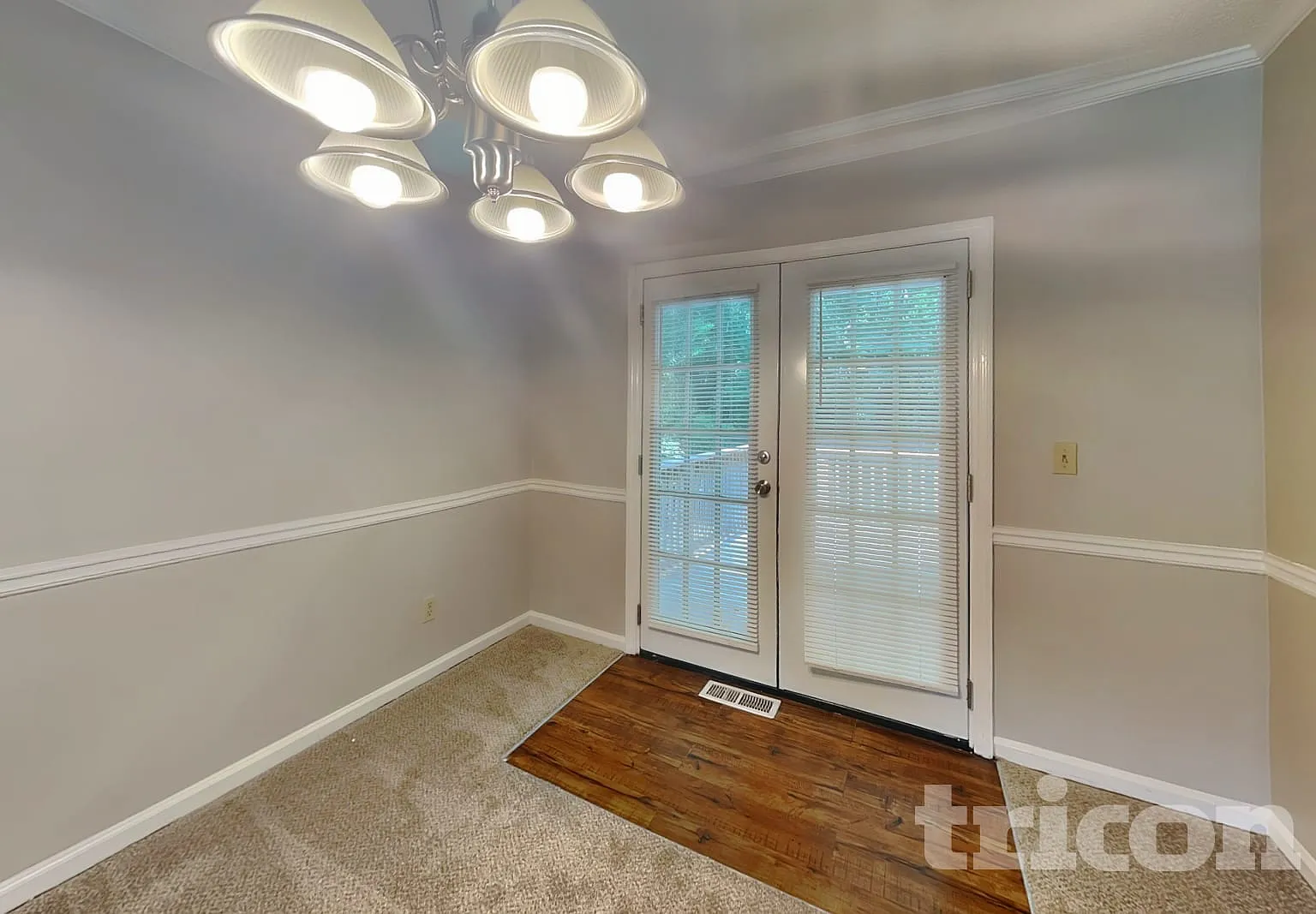 1202 Holly Hills Drive Lilburn GA — Photo 4