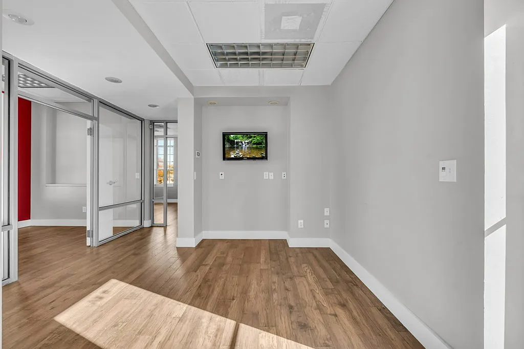Building Photo - 201 S Lafayette St #B