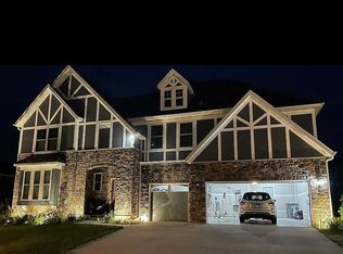 16499 Beverly Dr, Eden Prairie, MN 55347
