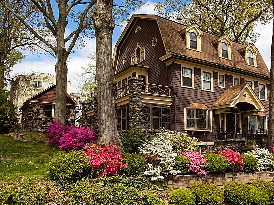1st image of 45 Rockland Ave
