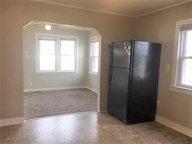 1040 E Pearl Ave — Photo 9