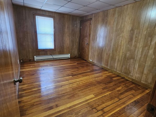 194 Woburn St FL 3RD