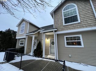 19153 SE Yamhill St APT 22, Portland, OR