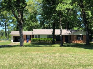 930 Ravendale Dr, Shreveport, LA 71107